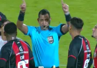 CBF divulga áudio do VAR em pênalti marcado contra o Vitória imagem