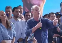 Ciro confunde gesto de apoiador com símbolo do CV: “Quer ser preso?”