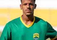 Clube baiano contrata filho de cantor de pagode para jogar Baianão