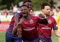 Clube da Série B faz história, desbanca gigante e é campeão na Europa