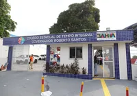 Colégio Estadual Roberto Santos no Cabula é modernizado e ganha laboratórios, teatro e quadra coberta