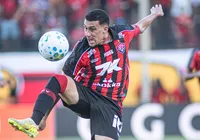 Com lesão muscular, Baralhas desfalca o Vitória pelas próximas semanas