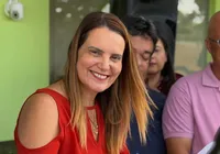 Cotada a vice-governadora da Bahia explica candidatura do marido e acordo com aliados