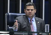 CPI do INSS: Davi Alcolumbre pode anular quebra de sigilo de Lulinha imagem