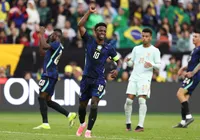 Craque da Seleção se recupera de dores na coxa e retorna aos treinos imagem