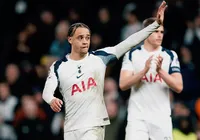 Craque do Tottenham defende Neymar na seleção brasileira imagem