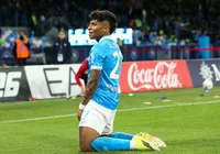 Cria do Vitória, Alisson Santos volta a brilhar no futebol europeu imagem