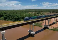 Custando R$ 5 bilhões, maior ferrovia do Brasil avança 1 km por dia imagem