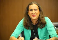 Deputada sai em defesa de menina trans convocada para o Exército imagem