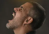 Deputado propõe honraria a ator da Globo que lançou curso para homens