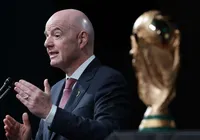 Em meio à guerra, Presidente da Fifa promete Irã na Copa do Mundo imagem