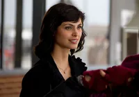Essa série de espionagem da Netflix vai te prender do início ao fim imagem
