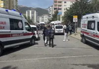 Estudante armado invade escola e provoca massacre na Turquia imagem