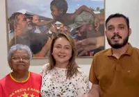 Ex-adversária de Lula surpreende e se filia ao PT imagem