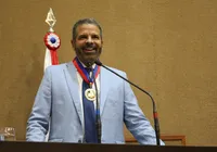 Ex-secretário da Administração é agraciado com a Comenda 2 de Julho