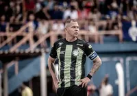 Ex-Vitória define novo clube após passagem na Bahia aos 36 anos