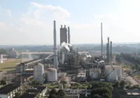 Fábrica da Petrobras lança concurso que paga até R$ 8,2 mil imagem