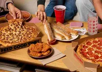 Falindo? Rede global de pizzarias anuncia fechamento em massa
