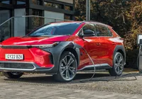 Fim da espera: Toyota lança primeiro carro elétrico no Brasil imagem