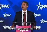 Flávio Bolsonaro pede que EUA pressionem eleições do Brasil imagem