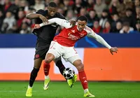 Gabriel Magalhães sai lesionado e vira dúvida no Arsenal na Champions