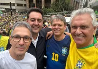 Governador nega possibilidade de ser vice de Flávio Bolsonaro; entenda imagem