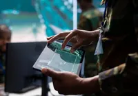Governo dos EUA fecha parceria com empresas de IA para uso militar imagem