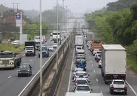 Greve de caminhoneiros é legal? O que diz a lei sobre a paralisação imagem