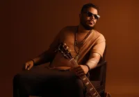 Guitarrista baiano leva rock e ritmos nordestinos ao palco em Salvador imagem