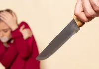 Homem ameaça cortar partes íntimas de mulher após vítima negar sexo