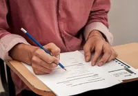 IBGE anuncia concurso com 39 mil vagas; veja o cronograma imagem