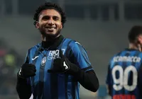 Ignorado por Ancelotti, volante brasileiro é alvo de gigante espanhol