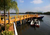 Ilha brasileira cobra R$ 0,50 para visita e proíbe novos moradores imagem