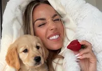 Influenciadora abandona cão em meio à guerra e é detonada na web