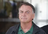Internado na UTI, Bolsonaro deve pedir novamente prisão domiciliar