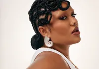 Iuna Falcão une reggae, MPB e black music em show no Rio Vermelho imagem