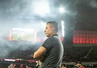Jair Ventura diz que arbitragem "condicionou" derrota do Vitória imagem