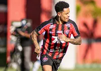 Jair Ventura explica substituição de Matheuzinho após drama no Barradão