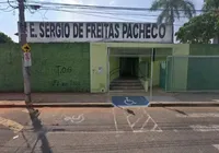 Jovem esfaqueia colega de classe durante briga em escola