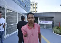 Jovem que perdeu braço em Cajazeiras diz viver de 'bicos' e pede justiça imagem