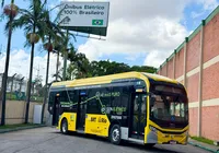 Lauro de Freitas: ônibus de luxo 100% elétrico é testado na frota pública
