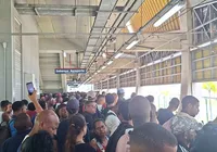 Manhã de caos: passageiros enfrentam problemas no metrô de Salvador