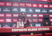 Mateus Silva analisa disputa de posição na defesa do Vitória imagem