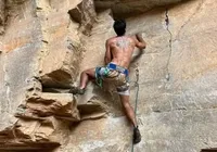 Montanhista morre após cair de uma altura de 80 metros durante escalada na Bahia