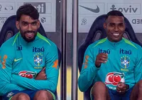 Parceiros no Flamengo, Jean Lucas encara Paquetá pela 1ª vez no Brasil imagem