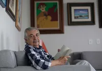 Poesia conduz Flori entre lirismo e Eros