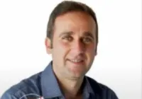 Prefeito é investigado por suposta improbidade em contratações