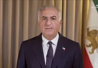 Príncipe herdeiro do Irã apoia ataque e pede queda do regime de Khamen