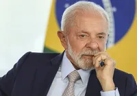 PT faz autocrítica e muda estratégia contra Flávio Bolsonaro para 2026 imagem
