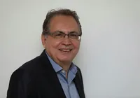 Quem manda no conhecimento? Novo livro de Avena acende debate sobre IA imagem